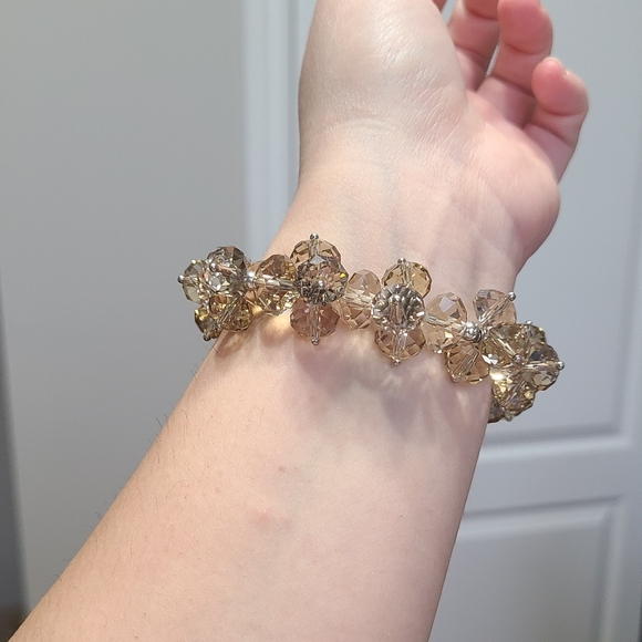 Chunky Champagne Gold Crystal Cluster Acrylic Beaded Boho Stretchy Bracelet - Picture 7 of 8